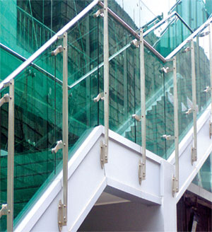 tempered glass (verre trempé)